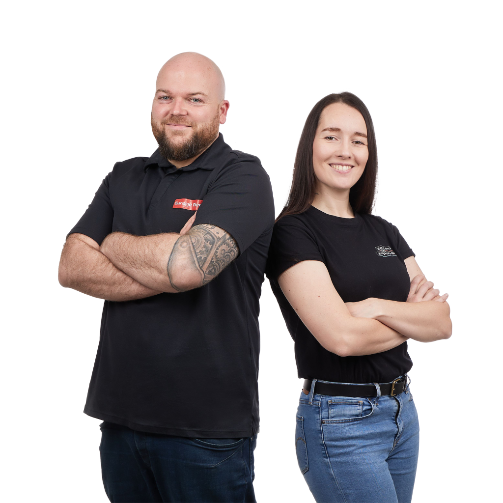 Fabien et Norma, les gérant du garage carrosserie à Fougères